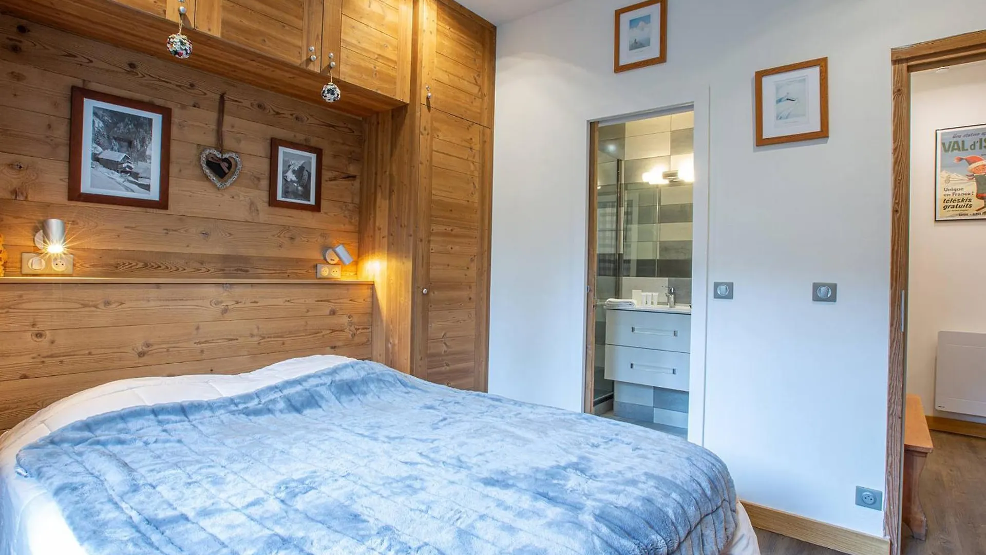 Appartement De Charme Renove Avec Belles Prestations, Au Pied Des Pistes A Val-D'Isere - Fr-1-694-228 France